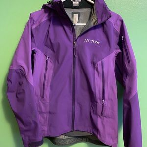 Arc’Teryx ski jacket